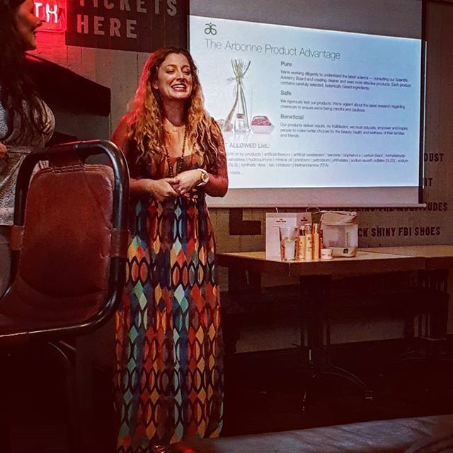 ShinySony's tweet photo. I JUST LOVE WHAT I'M DOING💚

#pure #safe #beneficial #botanicallybased #products #socialmarketing #meettheworld #global #business #empowerment #sustainability  #safeingredients #unbelievable #results #antiaging #planetfriendly #crueltyfree #vegan #va… https://t.co/v9gLnhhM5r https://t.co/n3SgDYNlEk