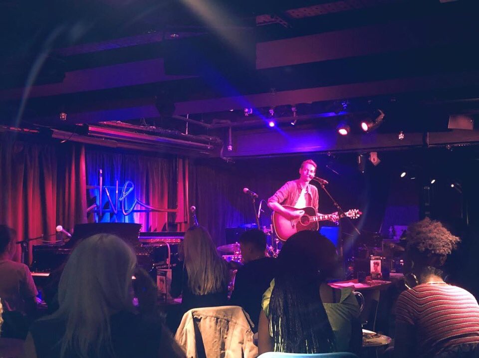 Mattshepmusic's tweet photo. Thank you to everyone who came out to see me play @pizzajazzclub last night! π I had a brilliant time and it was great to see so many of you in the crowd. Top night ππΆ #pizzaexpresslive #unsignedsessions #singersongwriter #livemusic https://t.co/MxUHphJOz4