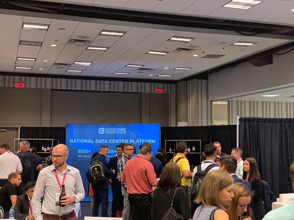 edgecoredc's tweet photo. We had a great time at our #ITW2019 Happy Hour, we hope you enjoyed it too. #datacenter #hyperscale #bespoke #HybridIT https://t.co/rc8wt8XMg3