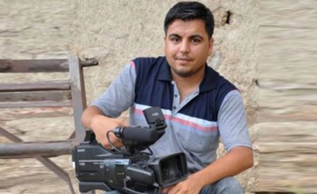 ✏ Süleyman Kaymaz yazdı | Arif Kocabıyık bizi coplamadığı zamanlarda kamerasıyla fişlerdi
#SendikaOrgYazıları 

sendika63.org/2019/06/arif-k…