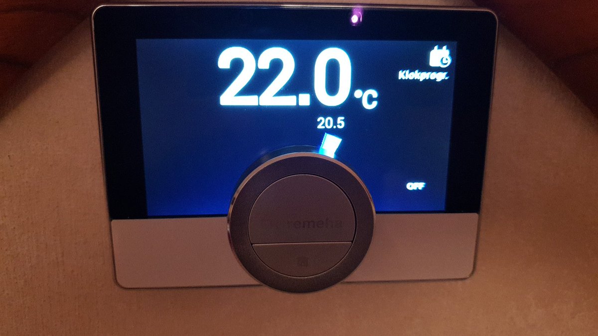 Harmuuteanske tweet media