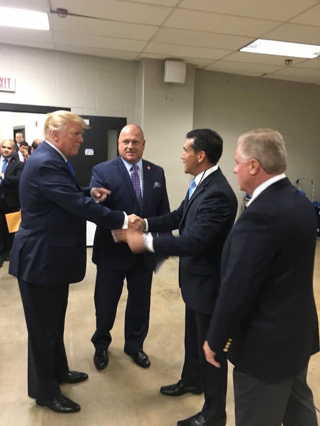 24_architect's tweet photo. The guy on the left is a sexual predator - w/at least 22 women claiming his despicable behavior. The guy shaking his hand is the @PAGOP Chairman who just resigned today re: allegations of sexting. Guy in the middle @CNN is a regular pundit defending @POTUS. #DespicableThem @GOP https://t.co/U2x64AY7u8