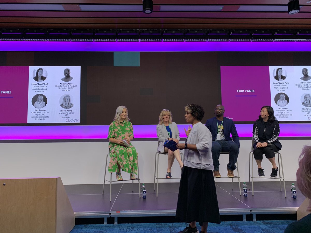 Anya Libova 🤓 tweet media