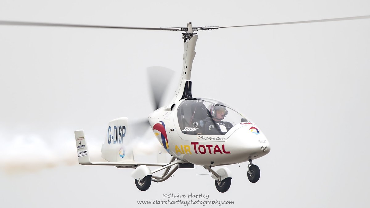 First time this year seeing <a href="/Autogyro007/">Gyro Air Displays</a> for me @WestonAirFest ...shame about that sky!
