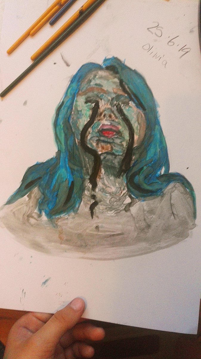 DatLady2's tweet image. Made a new painting of @billieeilish it sucks tho. I DONT MEAN BILLIE EILISH! This took a REAL while.