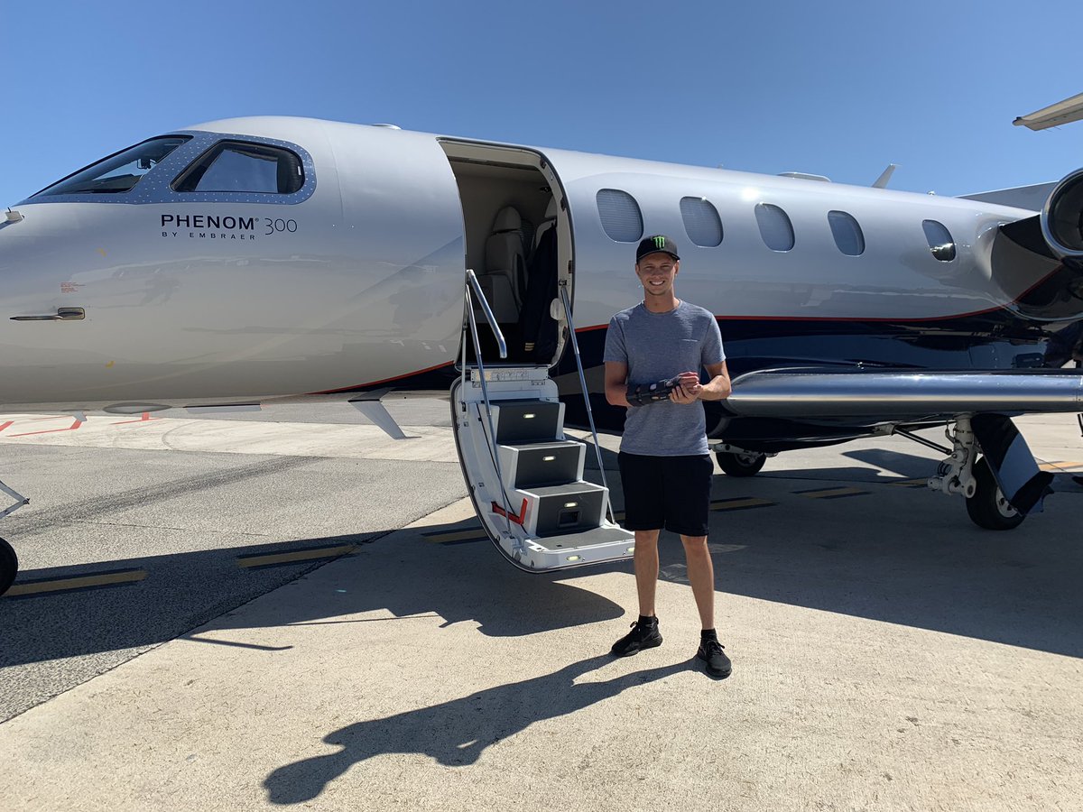 Massive thanks <a href="/JetConsultNL/">JetConsult</a> They arranged a last minute flight to bring us home. From leaving the hospital till entering my house in less then 3 hours with the full service!