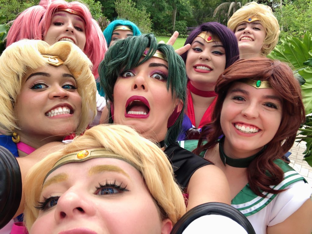 SMoonflorida's tweet photo. 95 degrees heat won’t bring us down!
🌙
Laughing and fooling around, we had our first shoot at the Harry P. Lue Garden and it was a blast! It was great to unite and not only take pictures but to also bond and grow! We can’t wait to show you more pictures soon! #sailormooncosplay https://t.co/zp9xL1umuT