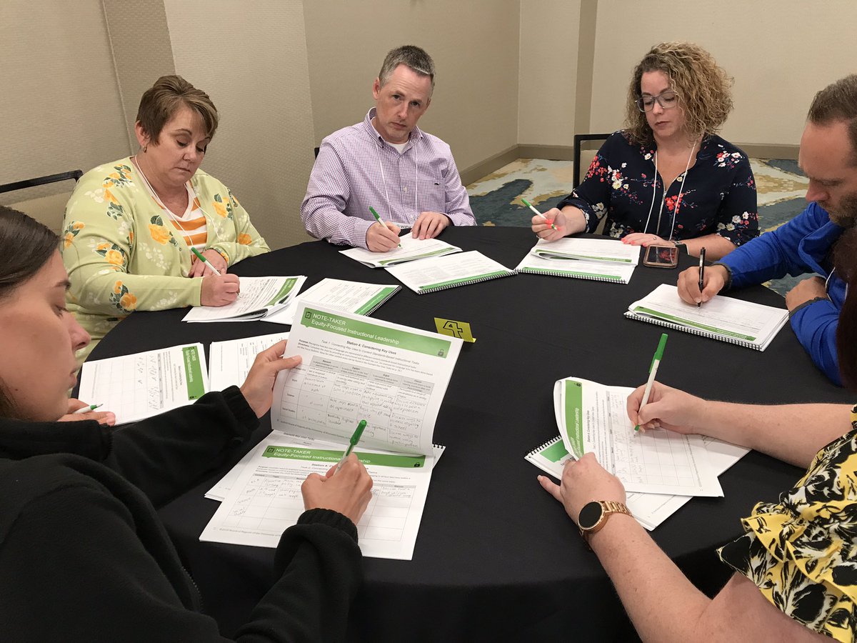 ESLKing's tweet photo. Educators engaged in learning at Leading Schools for Multilingual Learner Academy in St. Louis @ESLKing @WIDAConsortium #wida https://t.co/ujsdn7IFNG