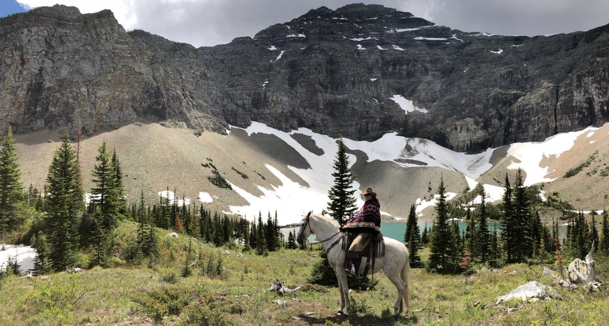 SkiCastle's tweet photo. It doesn't get much more Alberta than this...

Through a partnership with Centre Peak High Country Adventures, half day excursions by horseback are now being offered to Haig Lake. Our first of four dates is available this Saturday.

More -> https://t.co/DyW75LE6GL https://t.co/HOgjG6Xavt