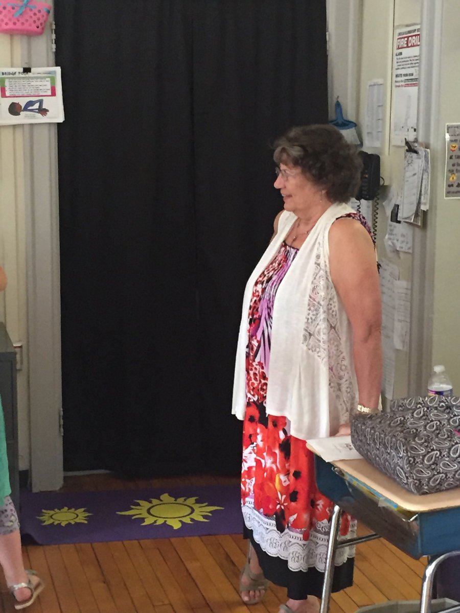 Our NCSD support staff is incredible. Ms. Dodds came over for a quick visit before graduation. Ms. Feagle, Mrs. Rivera and Mrs. McGrain dished out smiles, hugs and gifts too. ⁦<a href="/Newark_LS/">Newark_LS</a>⁩ 💕 #love #joy #LiveTheLincolnWay