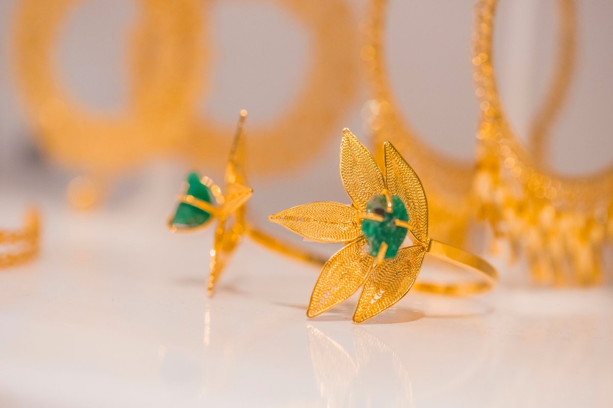 Recordando la innovación y creatividad de FAREX 2019  
“Más que una Feria, una muestra de orgullo por Colombia” 
Para ser expositor: enviar catálogos de sus productos a: info@farex.org 
FAREX Edición Especial 20 años 
3 - 12 de enero 2020
Centro de Convenciones, Cartagena