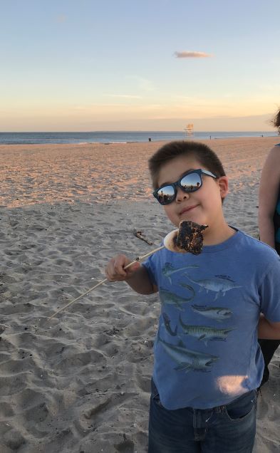 GatewayNPS's tweet photo. Join us for #campfireFridays at #Riis. We'll be beside the #WiseClock every Friday from June 28 through August 30. The program is from 7 p.m. to 9 p.m. Hope you'll be there too.
#GatewayNPS #RiisPark #Summer #Campfires #FindYourPark https://t.co/U5J42kjI8F