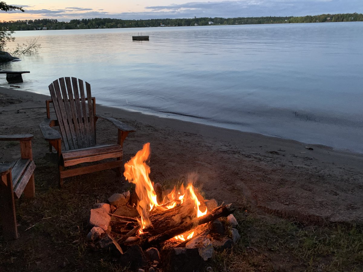 rodalcharles's tweet photo. Thanks to Bruce Bay Cottages &amp; Lighthouse (pictured) @TravelMediaCa &amp; @SaultTourism for a wonderful 25th anniversary conference! Had a wonderful time. Can't wait to see you again, Sault! Looking forward to @SudburyTourism magic in 2020! #TMACSSM #tmactravel https://t.co/0SnlZef5z3