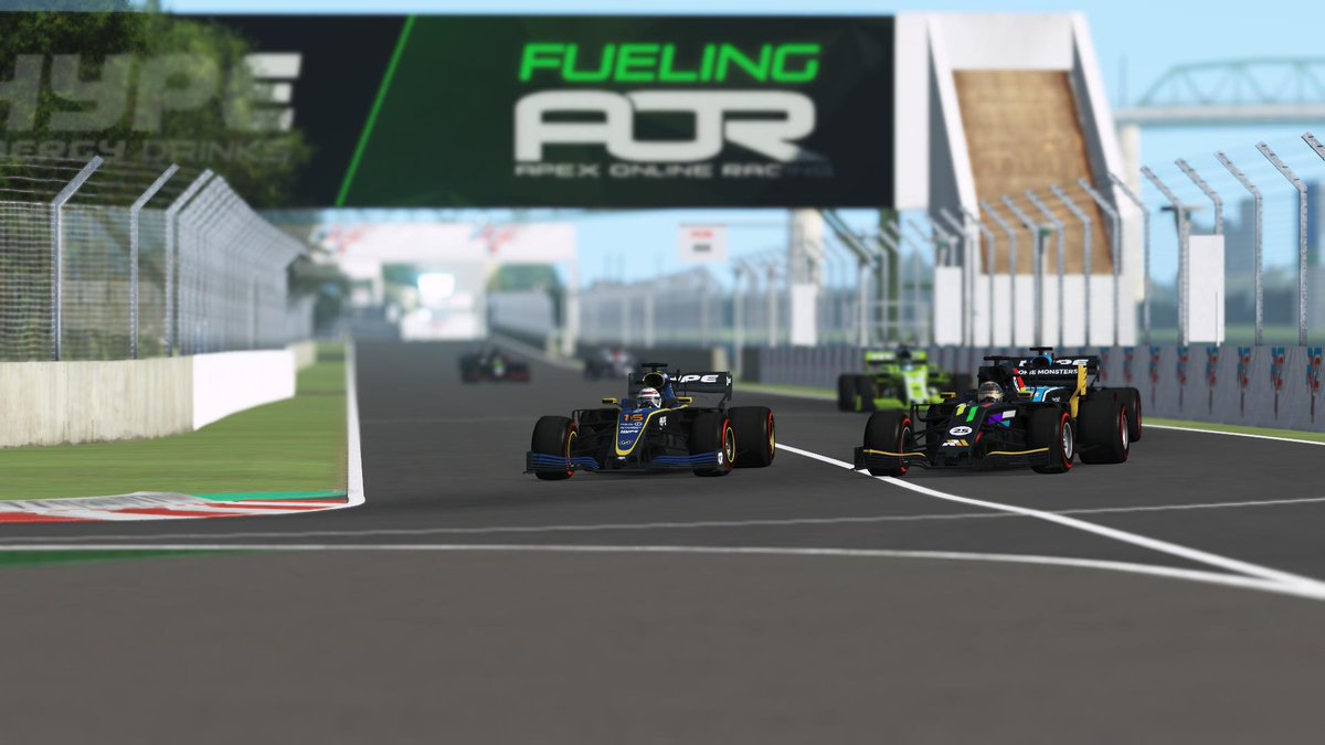 NthSthRacing's tweet photo. Across the pond in Canada, a race to forget for both drivers having difficult races, Max finishing 9th and Liam out the points in 11th
1. Baxter
2. Carpenter
3. Lawrenson
4. Ohenlen
5. Shepherd
6. Davison
7. Costello
8. Bracchi
9. @MaxListerUK 
10. Rowlett
11. @hcafcLiam
#AORrF2 https://t.co/rs5xD9yuGp