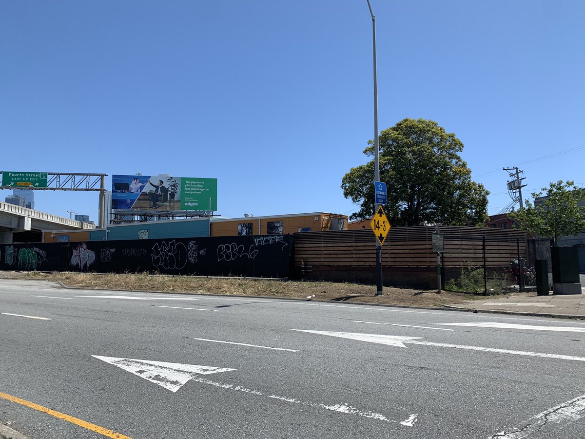 cwikla's tweet photo. @MattHaneySF @SF311 This is the graffiti on the back of the navigation center on 5th and Bryant.  It’s been like this for a long while - I made a ticket  more than three weeks ago. Who owns this?   311 ticket  #10938948 https://t.co/GHDAnMtCtq