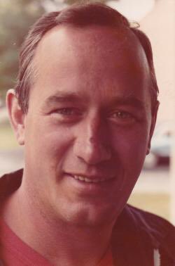 leomacpherson's tweet photo. We lost a great man yesterday. Dick Glencross touched the lives of so many @stfxuniversity students and @StFXAthletics student-athletes as the owner of The Cottage Store Restaurant.   RIP Dick. Thx for the memories and for raising a great family. https://t.co/zZJsLUWexS https://t.co/AmUdP0U63z