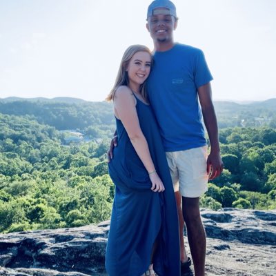 emilysl12's tweet photo. #NewProfilePic https://t.co/exJD1t2Btk