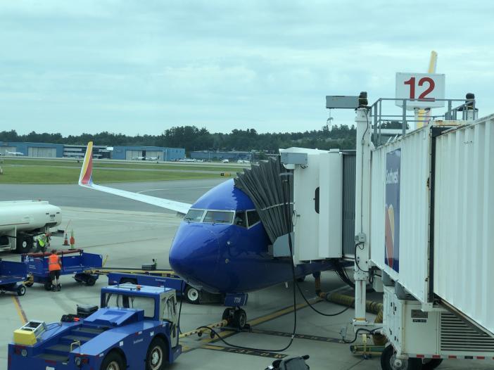 PalaceNetToday's tweet image. Earlier this morning from the @manchesterboston regional airport, I left for my flight to Orlando! Basically, I’m taking all of you on my personal WDW trip! Make sure to keep updated with my twitter or this twitter about my personal experience at Walt Disney World!

- Enzo