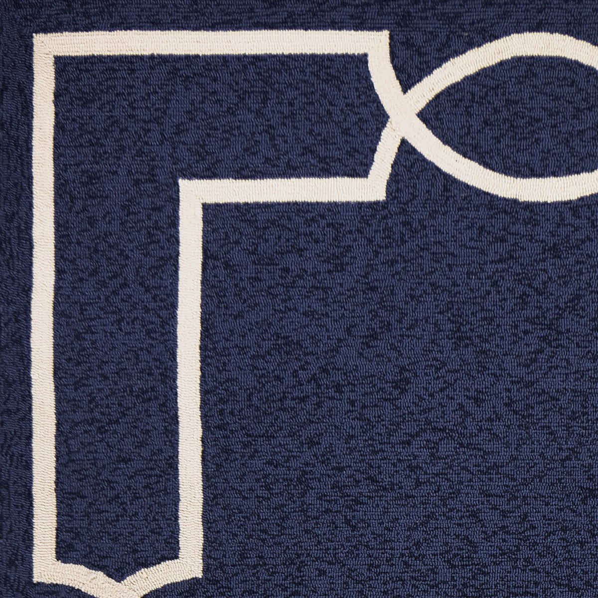 KasRugs's tweet photo. Go bold with blue in your outdoor room designs with this beautiful rug from @libbylangdon's #Hamptons collection for #KASRugs. #colorwithkas #libbylangdon https://t.co/JDG97J5oUf