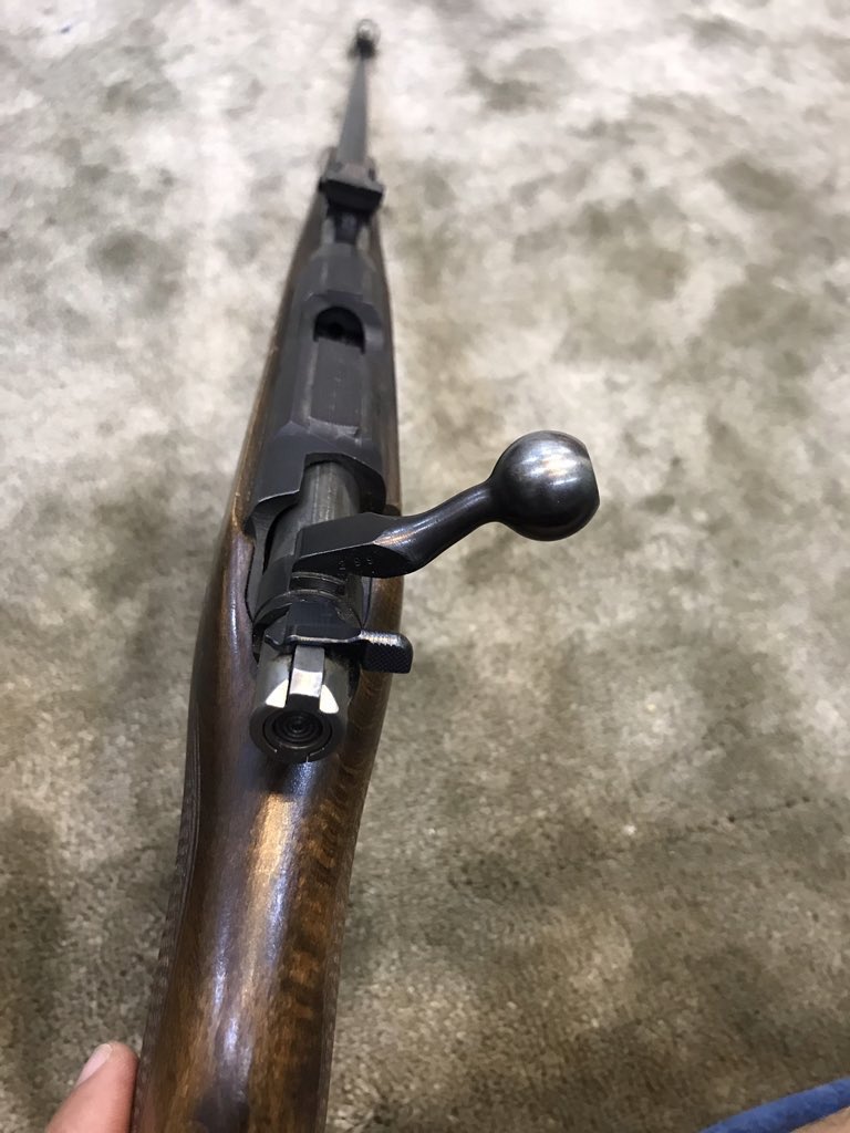 حــراج tweet media