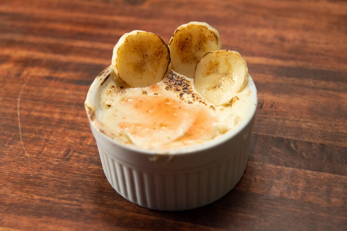 FoodNetwork's tweet photo. It’s almost time to announce tonight’s #ChoppedJunior Champion! Get a final look at the desserts! https://t.co/9s8Q2NiSCR