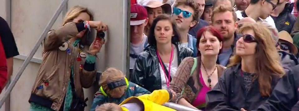 robgisby's tweet photo. @edibow @GlastoFest @BBCTwo It’s been a couple of years but I must apologise on behalf of @ohlauro and Matt Holland or calling out ‘Edith’, ‘Edith’, ‘Edith’ from behind a fence while you were watching The Editors https://t.co/qe4Qc7CKmY