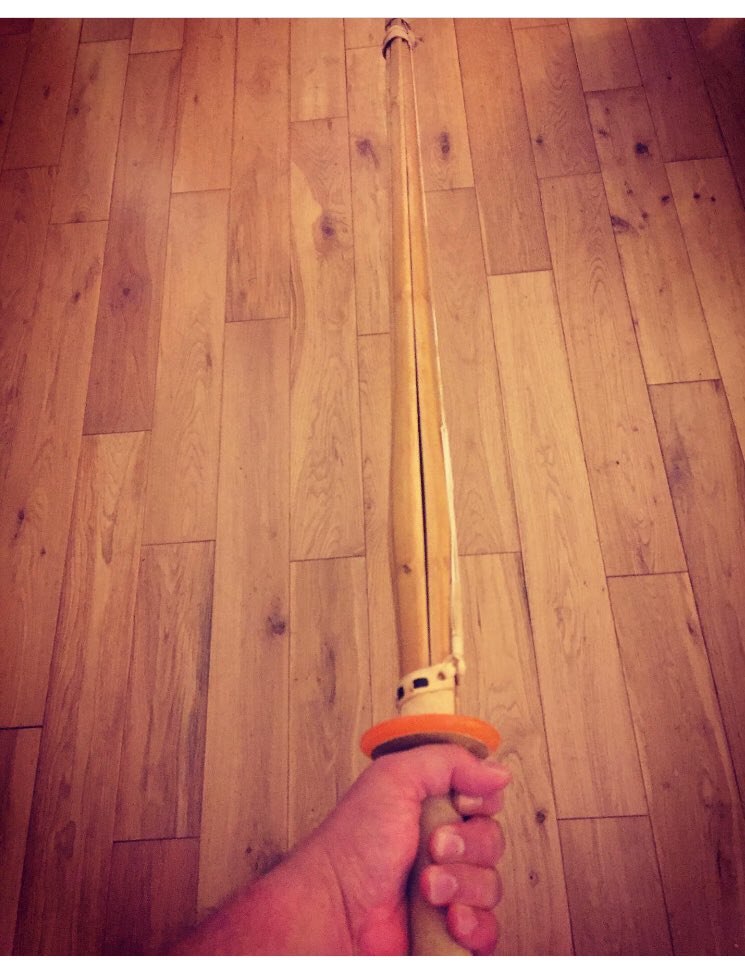 LLToby's tweet image. Was unexpectedly given a #shinai tonight, like bumping into an old friend who used to beat you up. #Japan #kendo #martialarts #sword #swordfighting #bushido #papertigers #owch