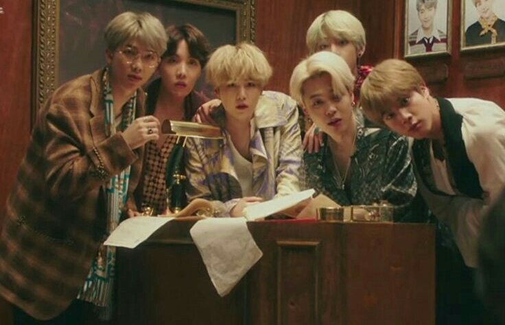 Magic bts. VCR-ку с BTS 5th Muster Magic shop 2019. BTS 5th Master Magic shop. BTS 5th Muster Magic shop DVD.