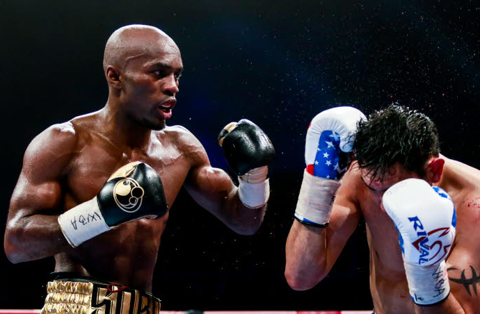 #Boxe 🥊

Brian #Castano devait affronter <a href="/Soromichel/">soro michel</a>, pour la ceinture #WBA des super-welters...

Mais l'Argentin🇦🇷 est destitué, pour avoir dépassé le délai de signature de son contrat de bourse !

Nouveau challenger pour #Soro🇫🇷 ⏩ Magomed #Kurbanov🇷🇺 (20/07)

@LaBoxeAvecCanal