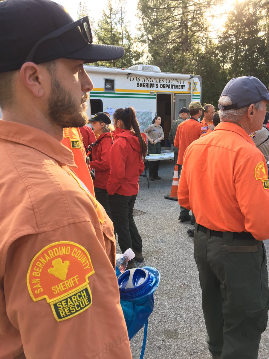 VolunteerForces's tweet photo. For the past two days San Bernardino Sheriff’s Search &amp; Rescue members from multiple SBSD SAR teams have been assisting @MontroseSAR and @LASDHQ in the search for Eugene Jo in LA Cointy. #mutualaid @sbcountysheriff https://t.co/CVkpflGV5R