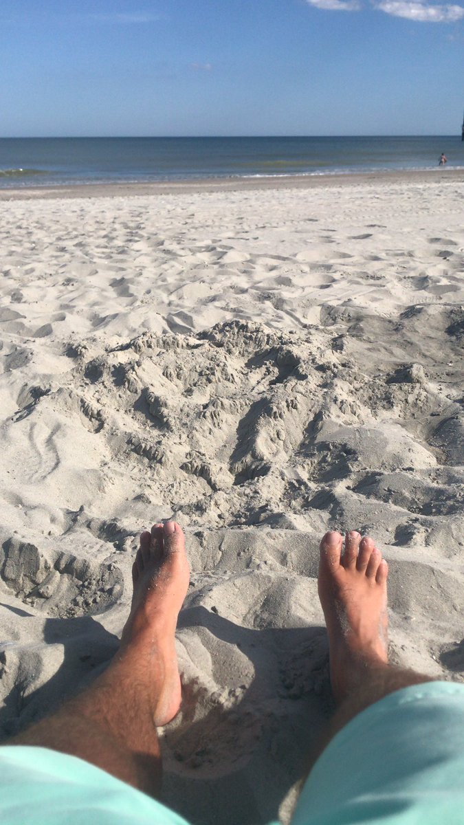 Mack_ontherocks's tweet photo. If the sun and the sand don’t make you crave a daiquiri, then what does?!
•

•

• 
#DiageoRep #CaptainMorgan https://t.co/xRan1wqq08