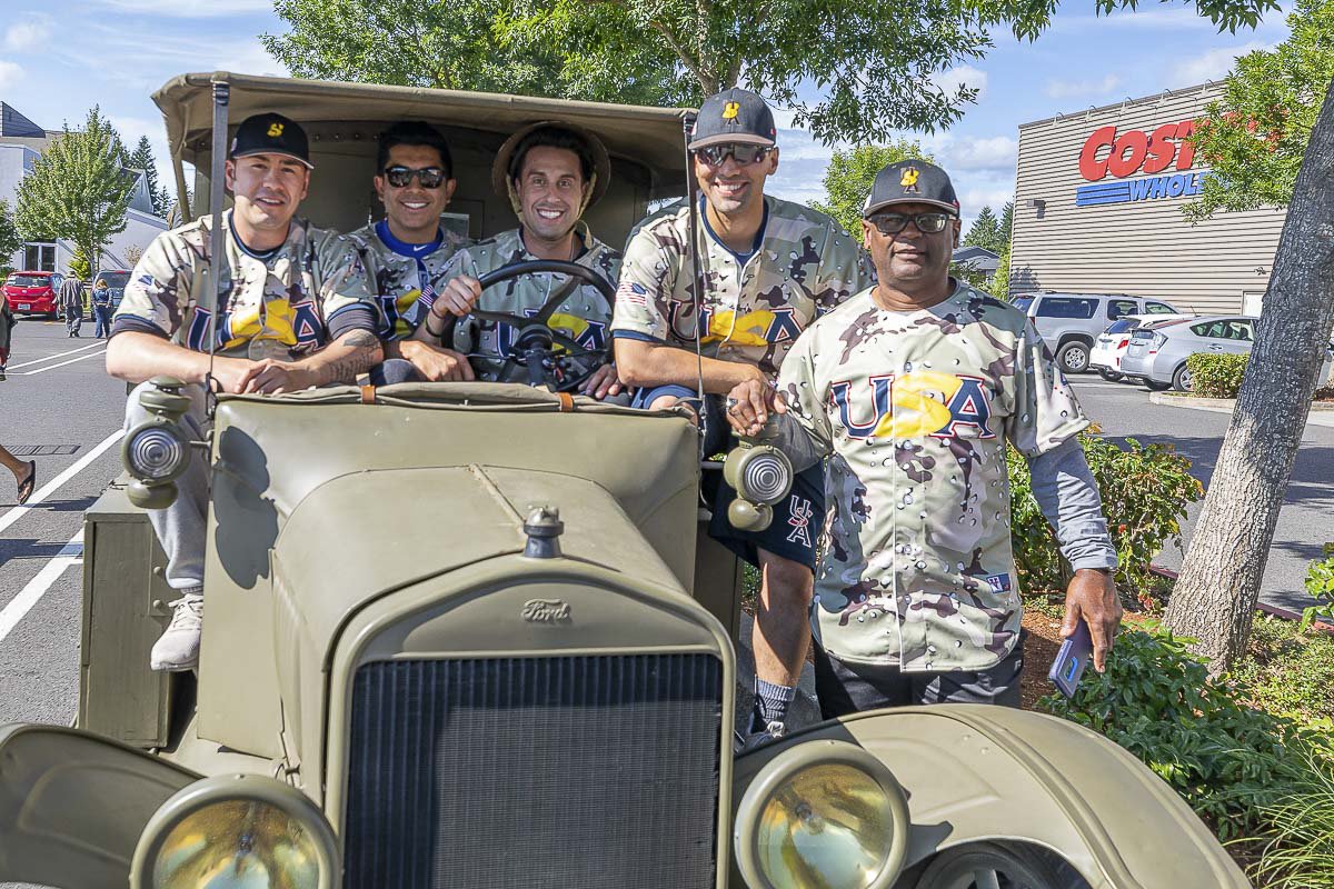 NewsFromCCT's tweet photo. Some of the top baseball players in all branches of service get to tour the country, honoring veteranse. https://t.co/58UHfhjYBL
#Army #Navy #AirForce #Marines #CoastGuard #FirstResponders #RidgefieldOutdoorRecreationComplex #RidgefieldRaptors #ShowtimeBaseball #Baseball https://t.co/bvnhbJKWUk