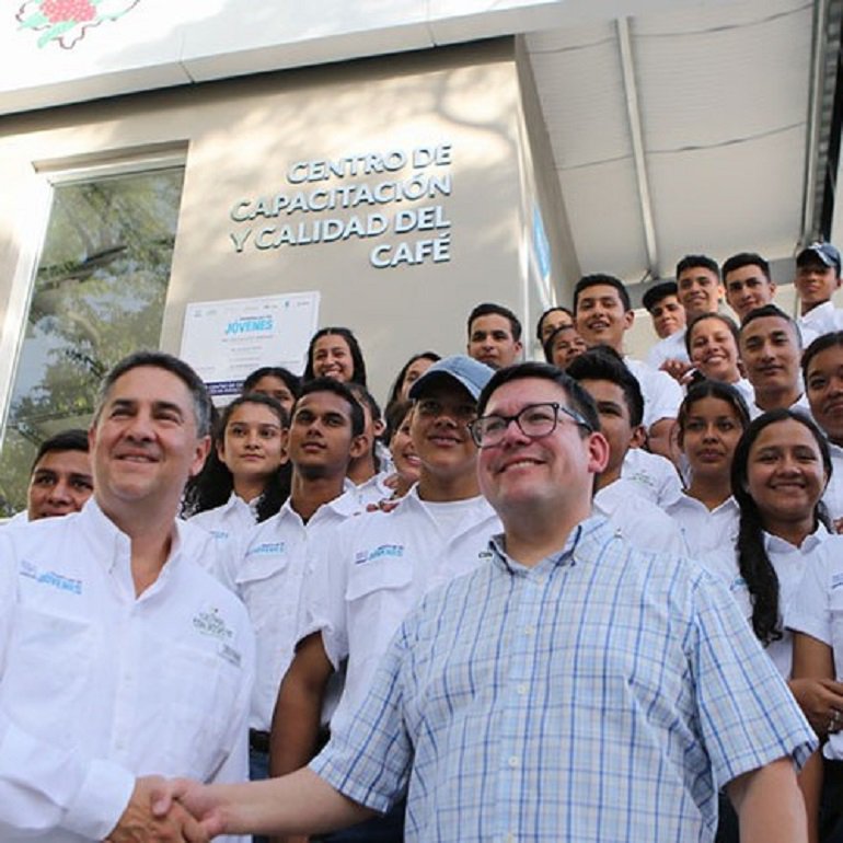 Nestlé inaugura primer centro de capacitación para jóvenes caficultores en Honduras ow.ly/yYgK30p0lA6