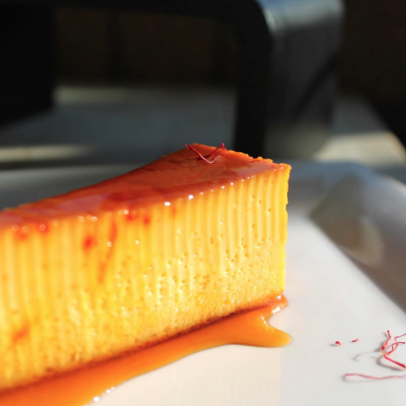 Rumi_Spice's tweet photo. A unique take on a traditional treat, we partnered with Chef Martin Lopez to bring life to a #saffron infused flan cake. This flan-tastic #recipe uses #rumispice to create an unconventional caramel dream. Get the recipe, here: https://t.co/55MD93y4Tr. https://t.co/jjfJvHCh60