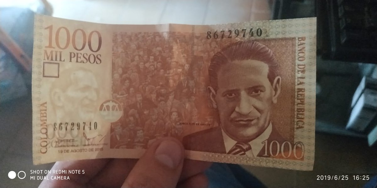 Bedoya_YT's tweet photo. RT 🔄 a este billete de mil pesos 

Y 

No pasará nada :v 

Pero igual den RT 🔄 

Quizás si pase algo uno nunca se imagina que pueda pasar . https://t.co/qgeaSmdA5O