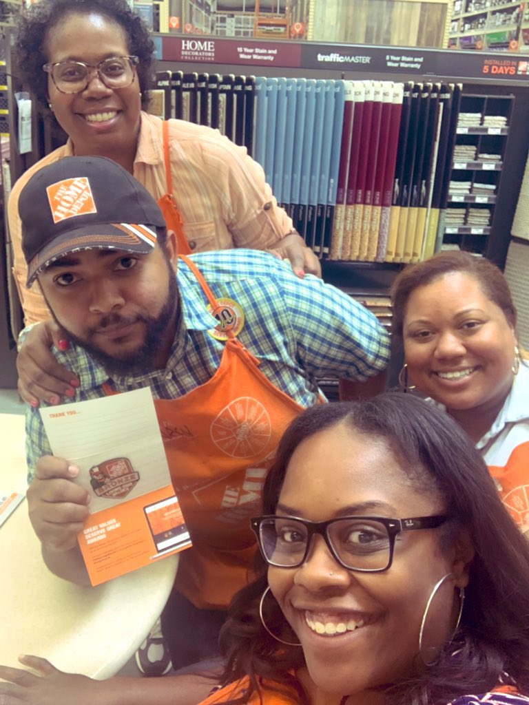 TonyaMedina_THD's tweet photo. 📣📣Please help me Congratulate 25DS Aaron on his 5th Bronze!!!! I see Platinum in his near future!! You are doing a fantastic job sir!! 🎉🎉 @rch20811 @hd6848 @Carell_R @ASummers_HD @ChrisBergHD https://t.co/E2rDQ0Q1hm