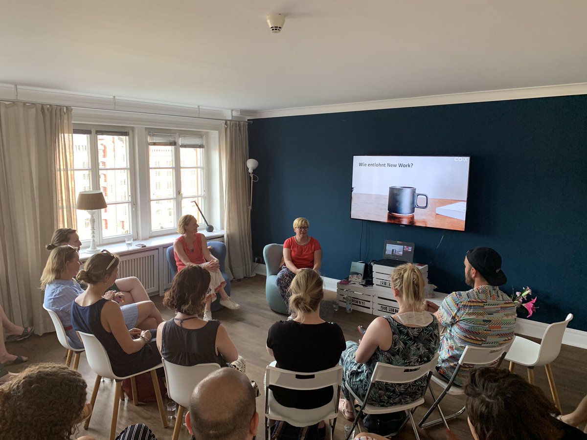 SOULWORX_'s tweet photo. Ein ganz besonderer Abend mit @Amalfitana75 zum Thema ‚New Work, New Pay‘. Quintessenz:
Fairness. Auf jeden Fall höchste Zeit auch über Gehalt im Zuge von New Work zu sprechen.  #newpay #newwwork #soulworxenergizer https://t.co/44da3Kq2eR