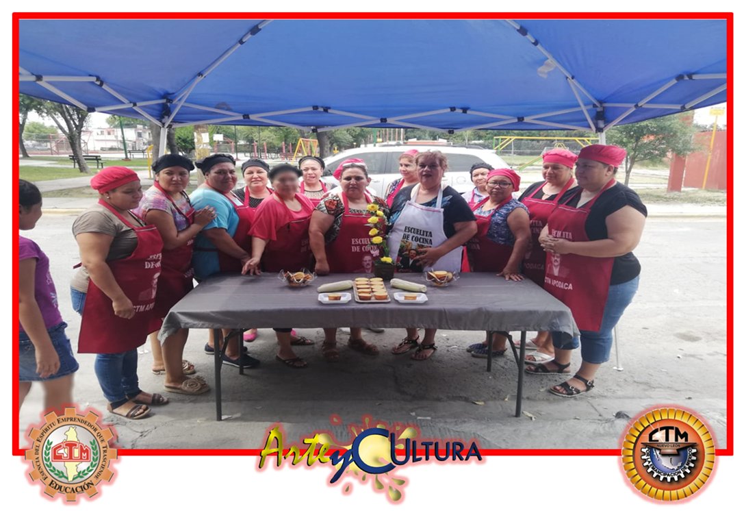 ctmapodaca's tweet photo. #ArteYCultura
Buenas tardes, continuamos con  la escuelita de #ArteCulinario con los vecinos de La Enramada,teniendo como menú “Pan De Elote".
Con estas actividades se busca el fomentar el Autoempleo por parte de nuestro Secretario general Ismael Flores en las familias.
#SoyCtmNL https://t.co/HoEYZQdBVo