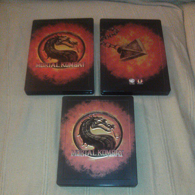 DrDoggystyle's tweet image. from my MK Kollection #mortalkombat #steelbox #kollectors #edition above the #xbox360 version front and back and below the #ps3 version all with the #mk9 #game inside them
#drdogystyle #drdmkm #mk #museum #mkkollectors