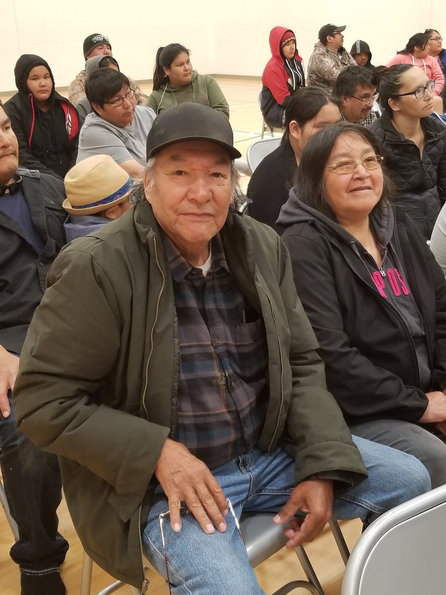 ItLyle's tweet photo. Dedicated Grandparents made the long trip from Sachigo Lake to celebrate their Grandkids achievements at Wasaho Cree Nation School. @KOBoardofEd @KakegamicJon37 #movingeducationforward #wasaho https://t.co/8X5I8bouFL
