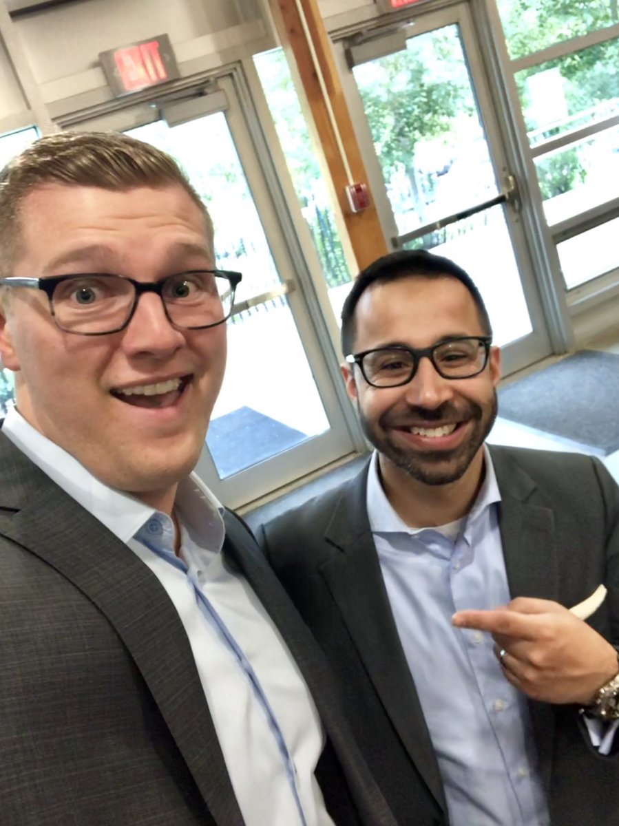 I think @AbbasPanju_TD wore it better.