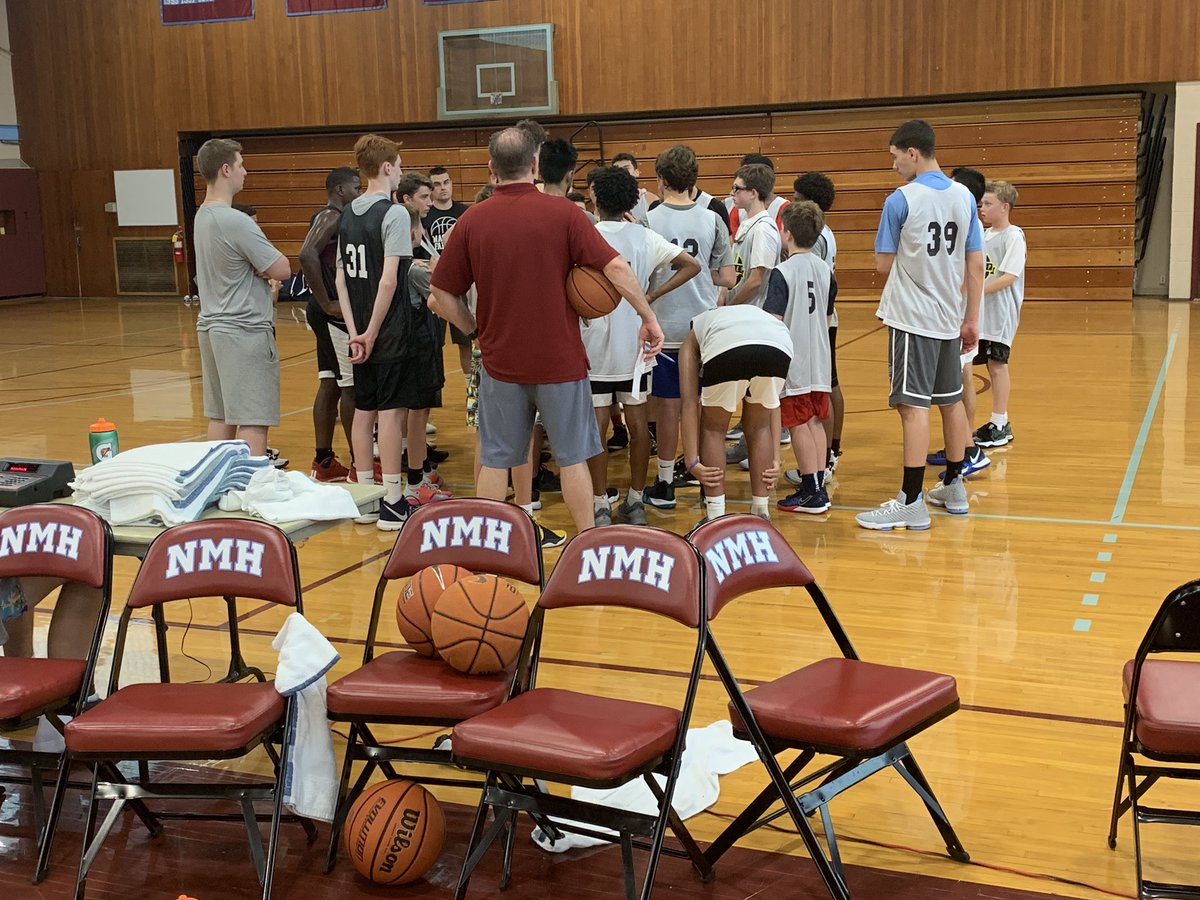 Hooprootz's tweet photo. .@CoachJCorms addressing the camp here at #LabPrepCamp. Evaluation games and BLOB sets coming up to finish the night #RealTeaching https://t.co/exdOee8dZU
