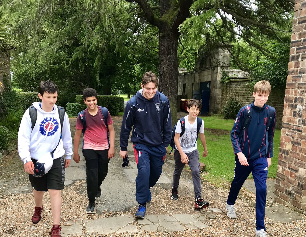 MerchiJuniors's tweet photo. Fabulous effort from Merchiston Juniors on their Annnual Sponsored Walk in the Pentlands, 15 miles, to raise funds for WE Walk For Water. Well done and sleep well. #WeWalkForWater #fun #friends #teamwork #sponoredwalk #charity 😁👍🏻 https://t.co/Fuoz4pQPdf