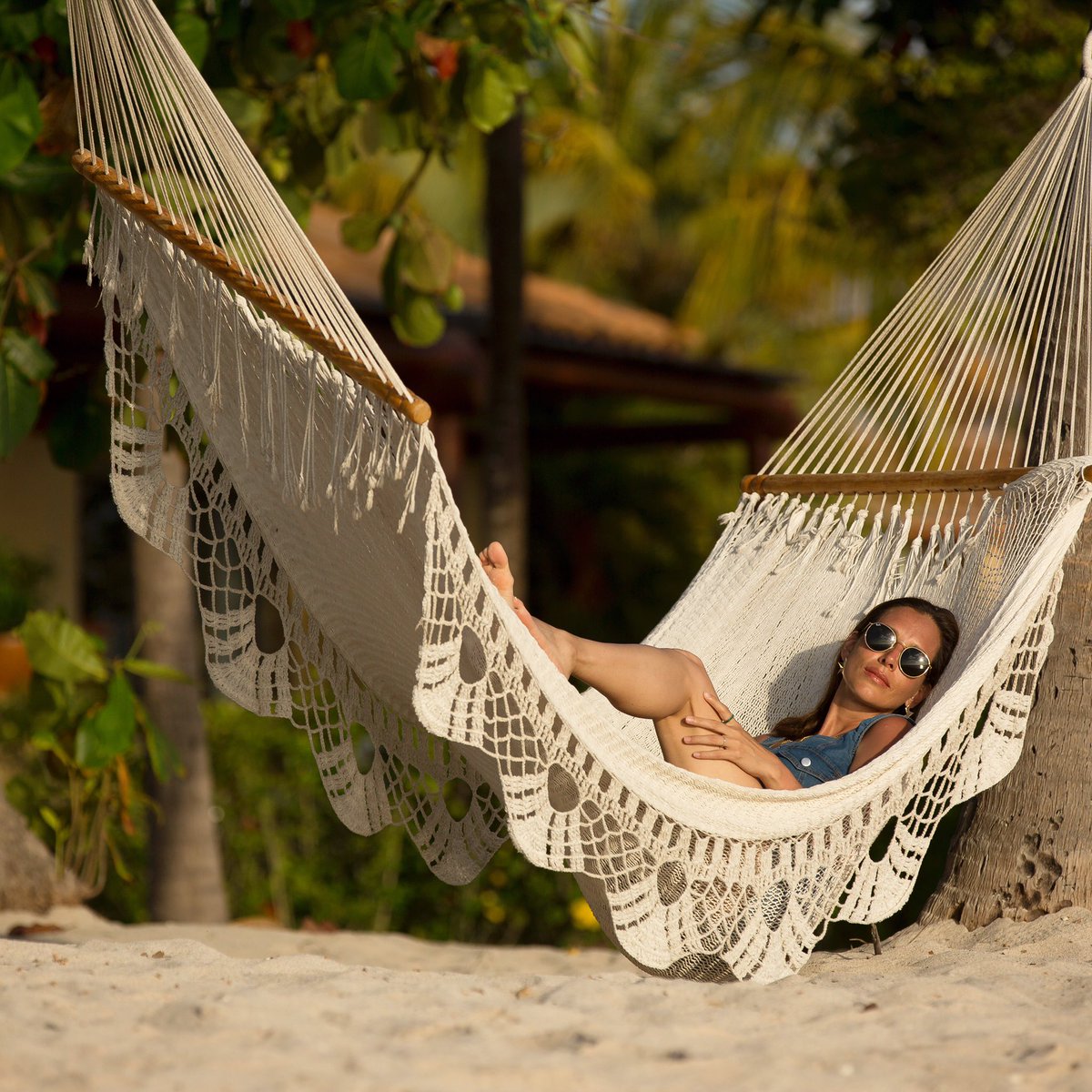 mlfashionblog's tweet photo. Dear Punta Mita, I love you ❤️ 🏝
#PuntaMita #puntamitamexico #stregispuntamita
#vacay #beach #beachclub #vitaminsea #beachlife🌴 #stylehigh #influencerstyle #mexicanblogger #summerlovin #beachwear #texasblogger #beachplease #vacaystyle https://t.co/AbQf5GPVOY