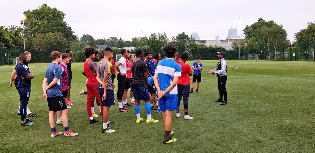 ImrulGazi's tweet photo. Good workout for @SportingBengal as we start preseason- refreshing to see kids with the right mindset & attitude, as we look to build on previous season. #changeisnotalwaysbad #teambengal https://t.co/kZ18DM3xZz