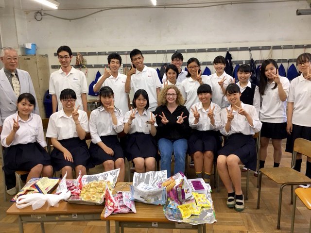 Afs Japan در توییتر 6月17日 月 に神奈川県立相模原高校の英語部の生徒たちに出前授業を行いました ドイツ文化紹介と海外から見た日本 と題して ドイツ人のafsインターン生であるアンネが英語でプレゼンテーションを行いました T Co Jsne1wzuet 国際 Afs Japan در توییتر 6月17日 月 に神奈川県立相模原高校の英語部の生徒たちに出前授業を行いました ドイツ文化紹介と海外から見た日本 と題して ドイツ人のafsインターン生であるアンネが英語でプレゼンテーションを行いました T Co Jsne1wzuet 国際