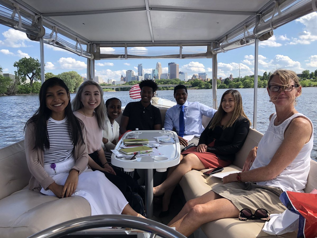 jenniferdownham's tweet photo. Fun sharing the #RiverFirst vision with @BankofAmerica youth leadership group. @MplsParksFndtn https://t.co/Zg9Q4LyO2V