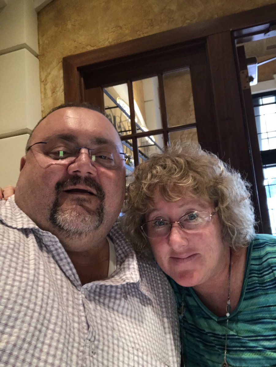 Hanging out in Detroit with the #HomeDepotServices team and the incredible <a href="/thdShannon/">Shannon Brown</a> what a blast talking about <a href="/HomeDepot/">The Home Depot</a> the #BoyPosse and #horrormovies. Thanks for inviting me.