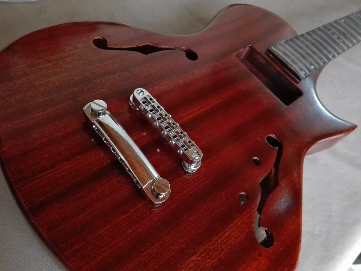 ArabitoGuitars tweet picture