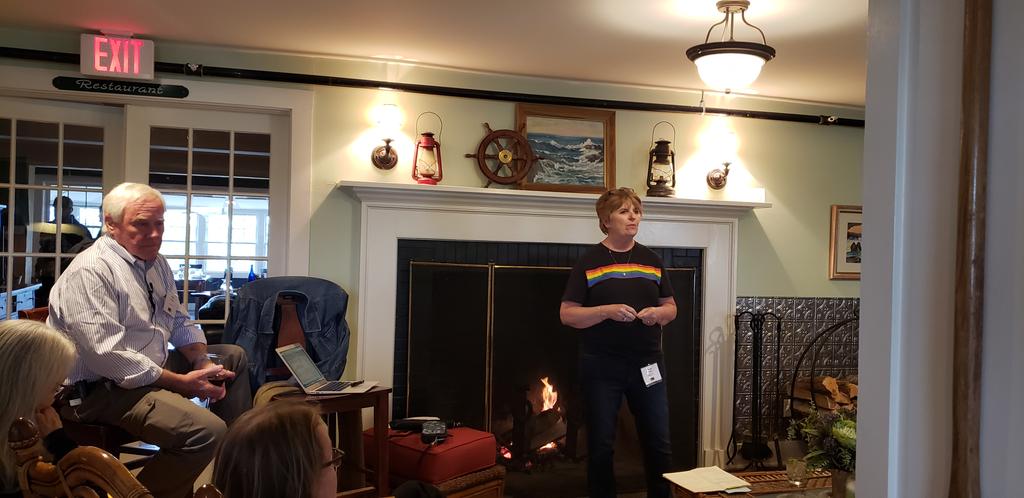 CTMcKim's tweet photo. Early evening session with @KyleneBeers and @BobProbst discussing fixup strategies. Helping students see they are the stewards of their understanding by letting them read-rate-reread. #BBLit19 https://t.co/Bszi7m4kMV